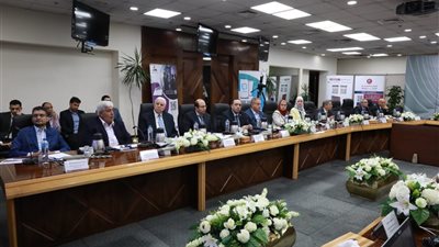 مقترحات بزيادة برامج التصدير والتدريب لزيادة الشراكة بين القطاعين العام والخاص