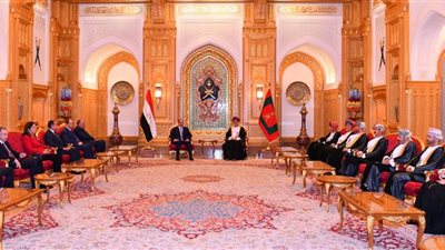 الوزراء العماني يعرب عن تطلعه للاستفادة من التجربة المصرية فى تنفيذ المشروعات التنموية