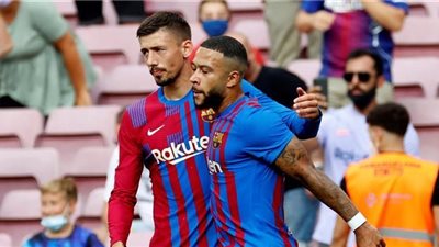 مدافع برشلونة يوافق على الرحيل إلى توتنهام
