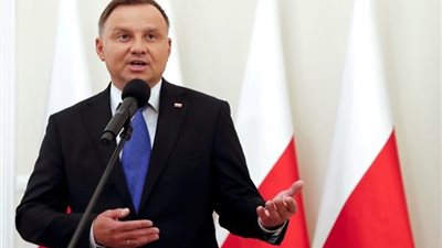 بولندا: إنشاء قاعدة أميركية على أراضينا إشارة واضحة لروسيا