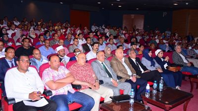 بدء تدريب 235 موظف في دورة الدراسات الاستراتيجية والامن القومي بالأقصر