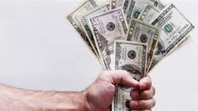 بسبب تصرف خاطئ من صاحب العمل..موظف يصبح مليونير ثم يختفى