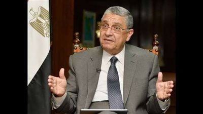 شاكر اطلاق العمل لمشروعات دعم شبكة نقل الكهرباء بتكلفة 14.7 مليار جنية
