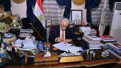 وزير التعليم يعتمد نتيجة الدبلومات الفنية الدور الأول 2022/2021