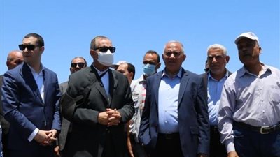 وزير الري ومحافظ كفر الشيخ يتفقدان مصرف كتشن