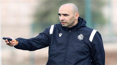 الركراكى يفجر مفاجأة ويلمح لرحيله عن الوداد.. 