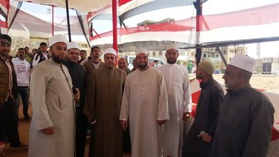 قيادات وأئمة الأوقاف ببدر والشروق يدلون بأصواتهم: الإستفتاء واجب وطنى بالصور