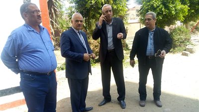 توافد المواطنين ببركة السبع على اللجان فى اليوم الأخير