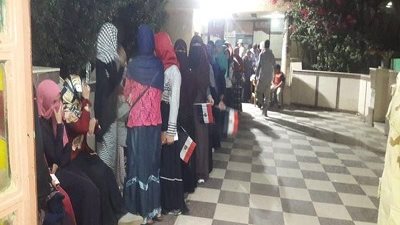 تزايد الإقبال على التصويت فى الساعات الأخيرة ومسيرة بقرية 