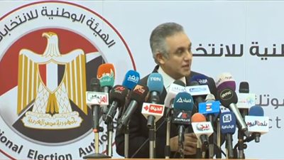 الشريف..فتحنا كل اللجان للوافدين والضمان الحبر الفسفوري