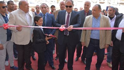 محافظ الغربية يفتتح معرض 