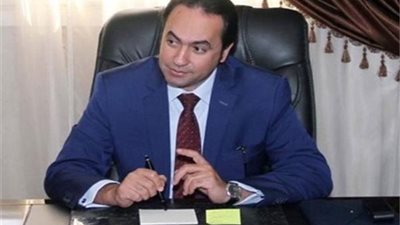 محمد عمر يكشف أسباب عدم التجديد للمعلمين المؤقتين