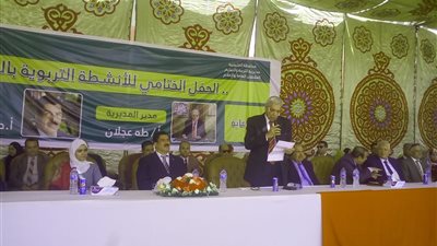 محافظ القليوبية ووكيل التعليم يفتتحان المعرض الختامي للأنشطة التربوية