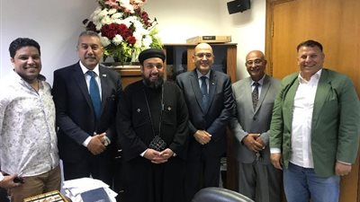 إبراهيم حجازى و مجلس أمناء الشروق يهنئون الإخوة المسيحيين بعيد القيامة.. بالصور