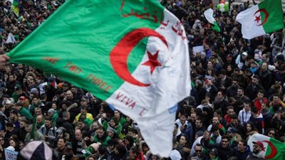 القضاء الجزائرى يستدعي المدير العام السابق للأمن الوطني عبد الغني هامل ونجله