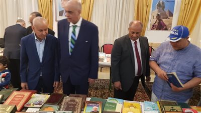 مصري يقيم معرضا للكتاب في النمسا ويخصص العائد للأعمال الخيرية