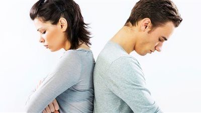 تقاضى زوجها امام المحاكم والسبب كلبه