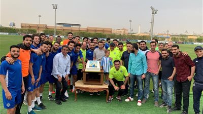 بيراميدز يحتفل بعيد ميلاد الصقر أحمد حسن.. صور