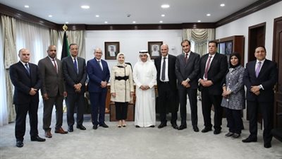 وكيل وزاره الاعلام الكويتيه تستقبل رؤساء تحرير الصحف والمواقع المصريه
