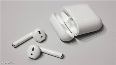 سماعة ابل تعمل داخل المعدة