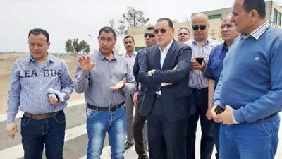 غراب يتابع أعمال التطوير بالمنطقة الأثريه ويتفقد المركز الطبي ومركز الشباب بصان الحجر
