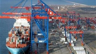 تفريغ 4800 طن رخام وتدوال 28 سفينة بموانئ بورسعيد