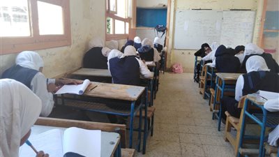 ختام إمتحانات سنوات النقل الإبتدائى والإعدادى دون شكاوى بالأقصر