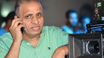 شاهد بالصور والفيديو.. السبكي يستعين ببلطجية ويقتحم موقع صدى البلد ويتعدى على العاملين