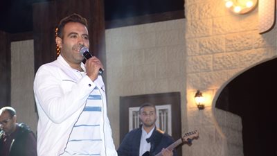 صور.. محمد عدوية يحيى سهرة رمضانية فى التجمع الخامس