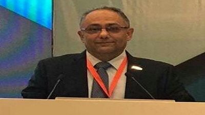 استاذ جراحة بطب سوهاج يحصل علي جائزة جرمان اتشوا