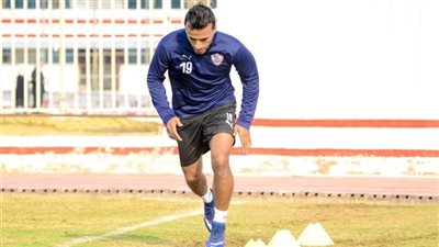 محمد عبدالشافي يخوض تدريبات تأهيلية وعلاجية في “الجيم”