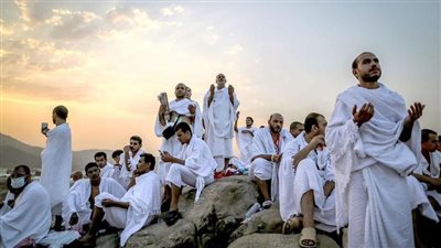 فضل يوم عرفة.. يكفر ذنوب سنتين