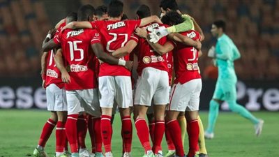 خماسي الأهلي يتنافسون على جائزة الأفضل داخل إفريقيا