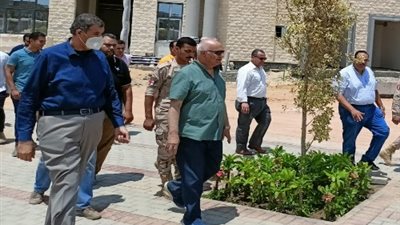 سوسه يتفقد منشآت جامعة بنها الأهلية بالعبور ويهنئ العمال بعيد الأضحى