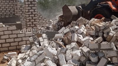 الأجهزة التنفيذية تشن حملاتها لإزالة التعديات والإشغالات بالسويس خلال إجازة العيد