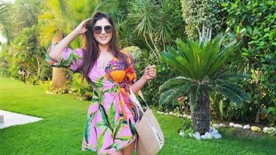 وسط الأشجار .. إطلالة مبهجة ل 