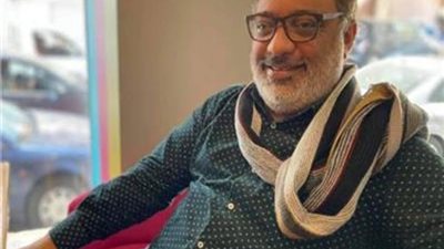 عبدالرحيم كمال- يطالب بمنع دخول هواتف المحمول لـ مكة المكرمة والمدينة المنورة - تعرف على السبب
