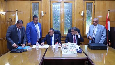نقابة المحامين تتلقى أوراق المرشحين على مقعد النقيب العام