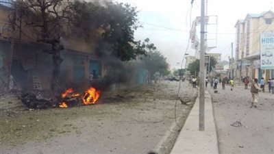قتلى وجرحى إثر هجوم بسيارة مفخخة يستهدف فندقا في الصومال