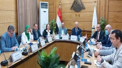 سوسه يناقش تفاصيل استعدادات تشغيل جامعة بنها الأهلية بالعبور لاستقبال الطلاب الجدد