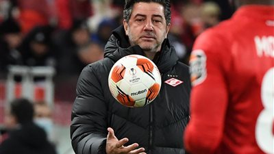 الجبلاية يستطلع رأى فيتوريا فى إختيار بوميل مدرباً للمنتخب الأولمبى