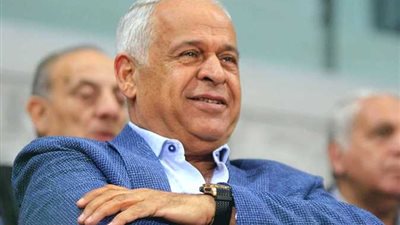 فرج عامر: نجم بيراميدز وقع للأهلي.. ومهاجم في الطريق.. وكهربا مستمر