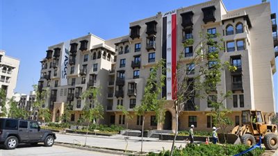 وزير الإسكان يشدد على الإسراع بمعدلات تنفيذ مشروعات سور مجرى العيون