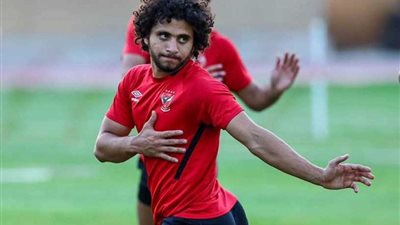 نادر شوقى يكشف حقيقة رحيل ثنائى الأهلى فى الميركاتو الصيفى