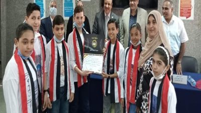 سلامة وناصر يكرمان حفظة القرآن الكريم والمتميزين في الأنشطة التربوية بتعليم الغربية
