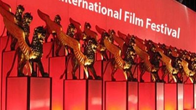 تعرف على القوائم الكاملة للأفلام المشاركة في مهرجان فينيسيا السينمائي الدولي - فيديو