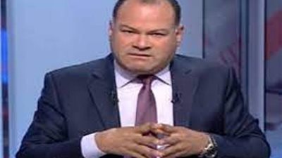 الديهي يستنكر ضبط مصرية وضعت بصمة شقيقتها على عقود بعد وفاتها