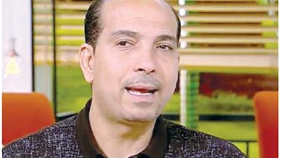 كشري يطالب لاعبي الأهلي بتقمص شخصية وليد سليمان.. فيديو