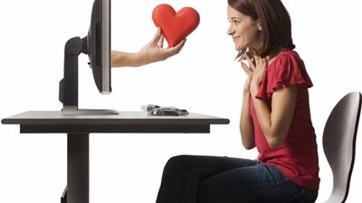 التفاعلات تبدو بريئة وقد تكون كارثية .. دراسة تحذر من مخاطر جديدة للانترنت