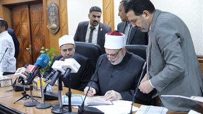 وكيل الأزهر يعتمد نتيجة الثانوية الأزهرية بنسبة نجاح 57.31%